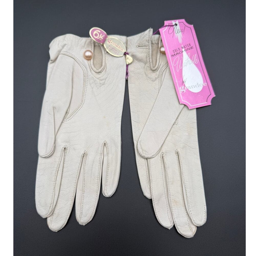 Vintage Grandoe White Leather Gloves Pearl Snap Deadstock NOS Size 6.5 NWT
